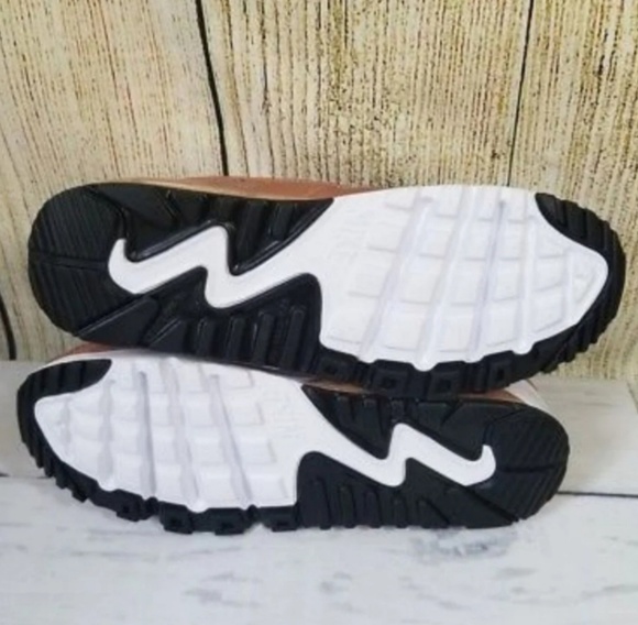 SOLD - Picture 6 of 7